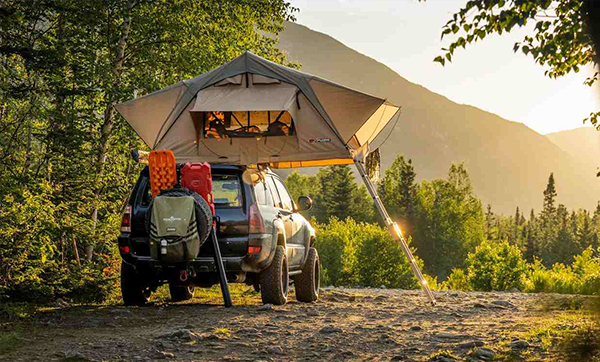 20 Must-Have Car Camping Gear for This Winter: the Beginner's Guide