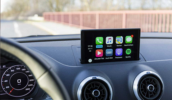 What Is Apple CarPlay and How Does It Work?