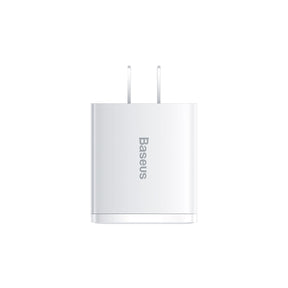 compact_3_ports_fast_charger_30w_front